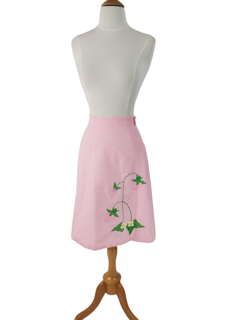 70s true wrap skirt with strawberries
