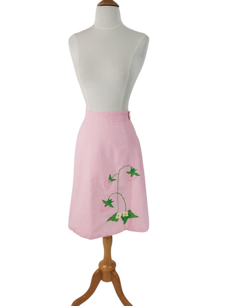 70s true wrap skirt with strawberries
