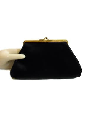 Pochette en satin de soie noire des années 50