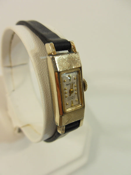 1950s Nastrix Gold-Plated Windup Watch - angle