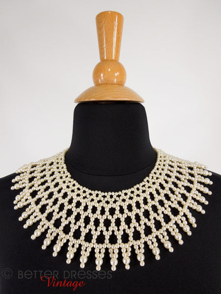 50s/60s Pearl Bib Necklace - close view