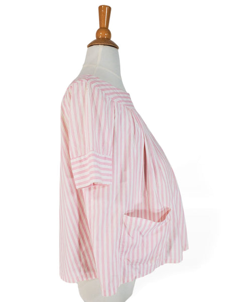 VIntage Maternity Top - side view