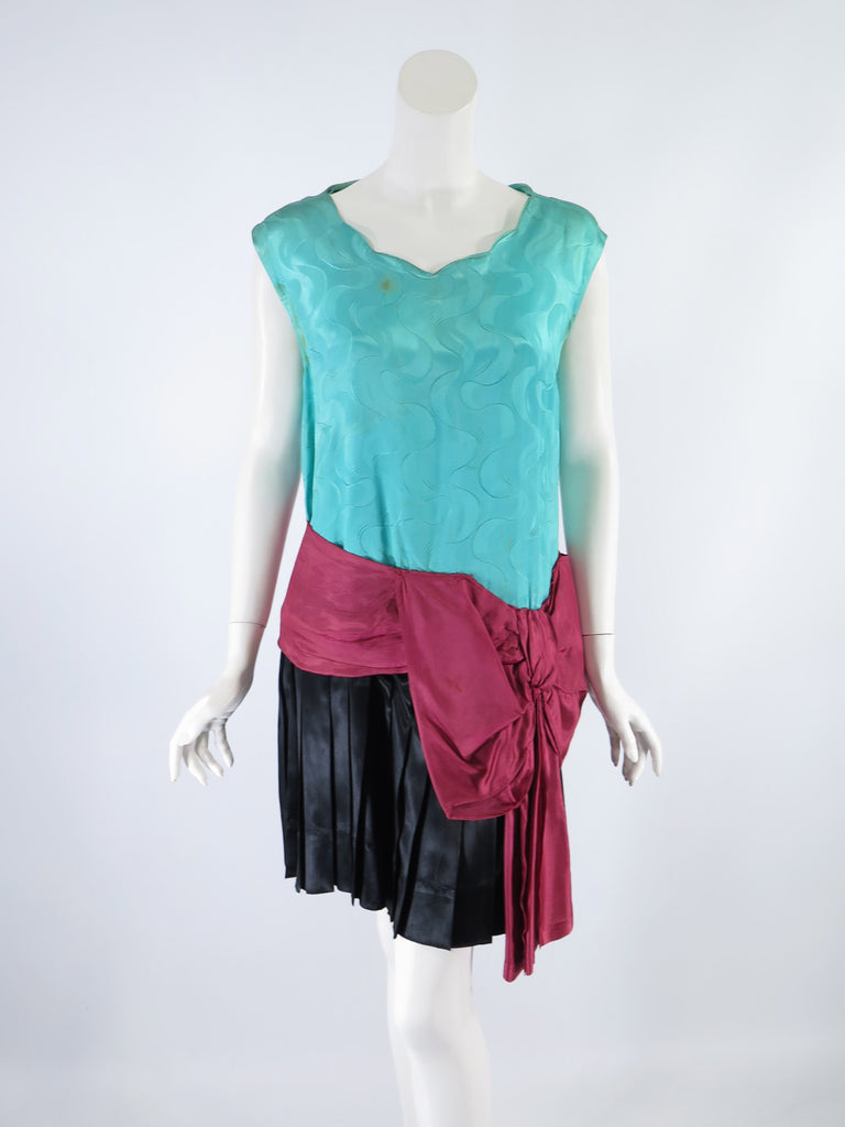 Costume de robe à clapet des années 40 et 20