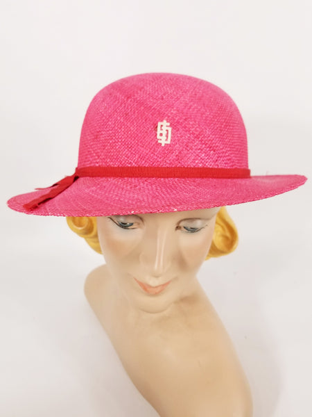 Vintage Pucci straw hat in fuchsia