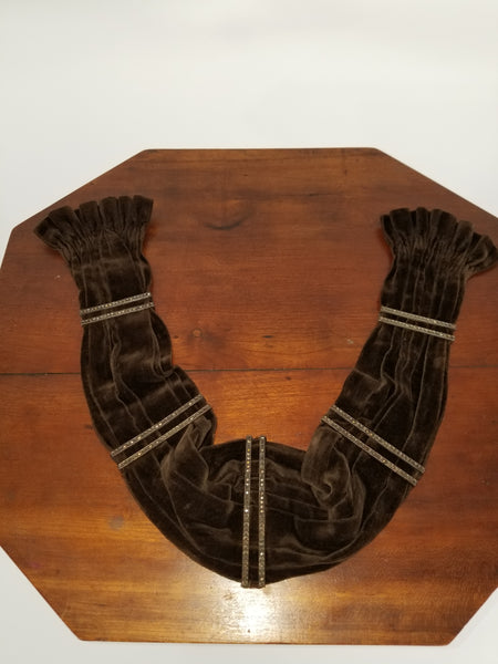 Victorian belt in brown velvet and German silver