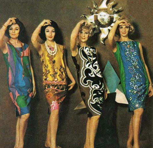 Queen of the 60s Shift Dress