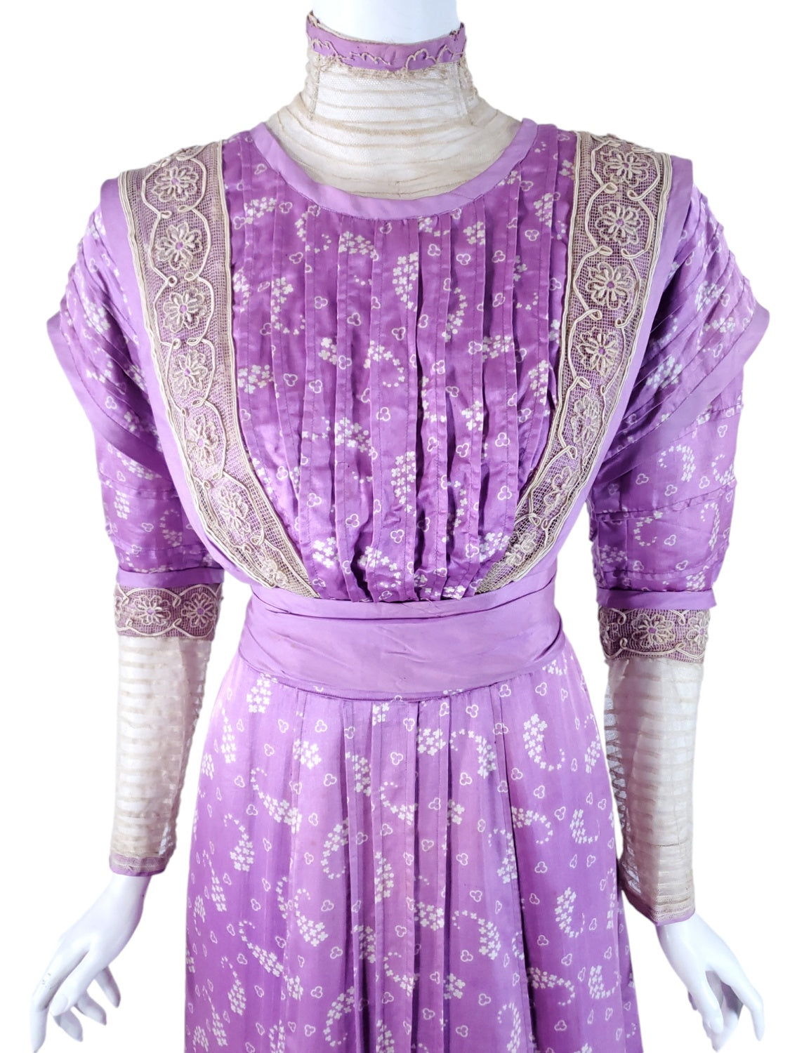 vintage purple lace dress Purple Floral Corset Vintage Ribbon Dress Princesscore Aesthetic Outfit