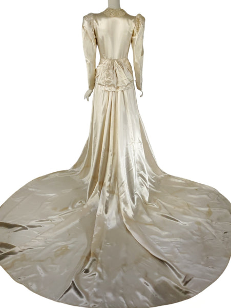Back view of 30s/40s Wedding Gown