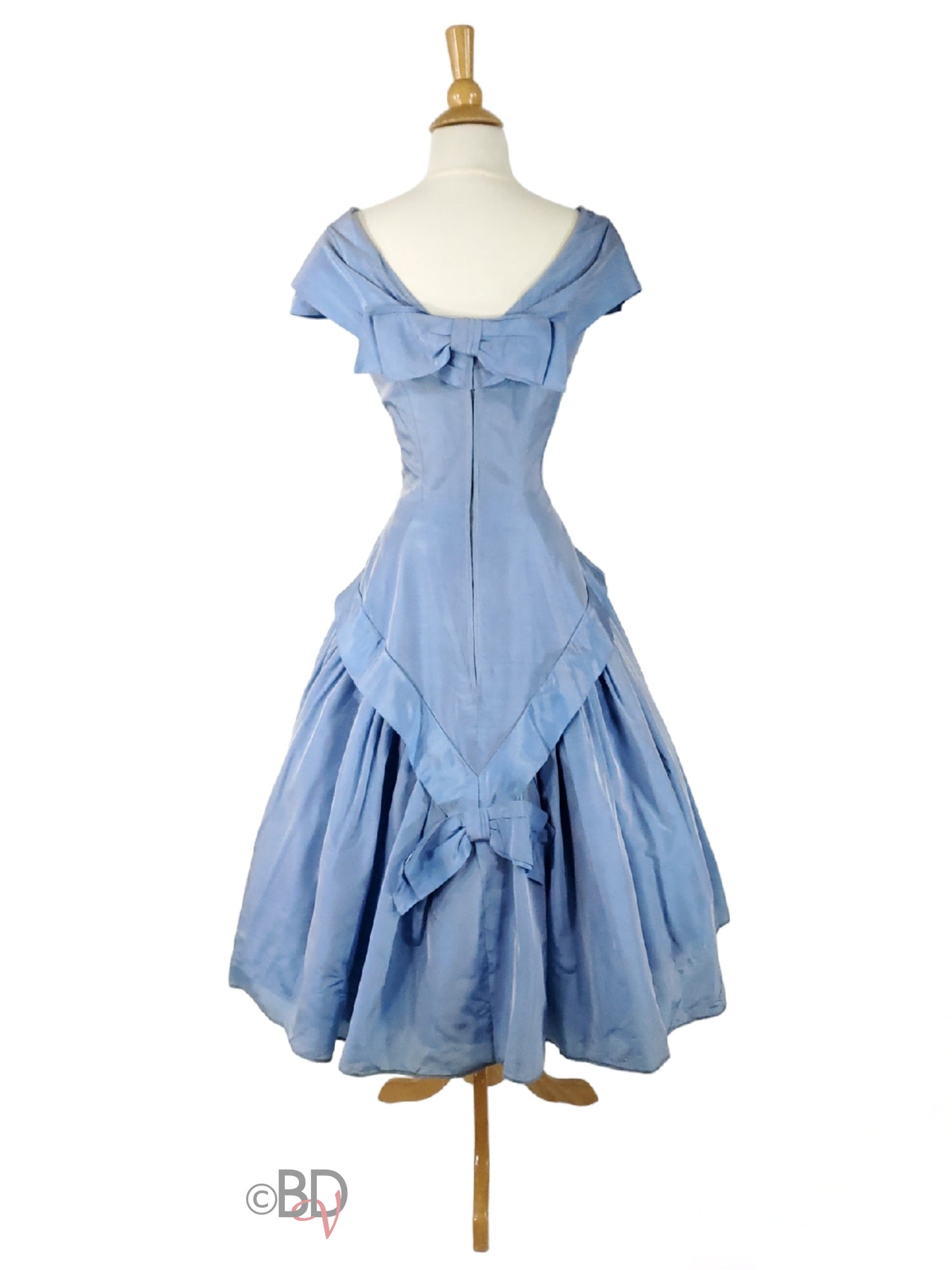 40s/50s Periwinkle Blue Taffeta Party Dress Better Dresses Vintage 40s/50s Periwinkle Blue Taffeta Party Dress Better Dresses Vintage