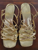 Sandales des années 60 en cuir doré à lanières - taille 7