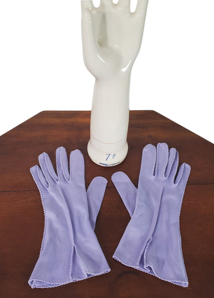 1950s gauntlet gloves, backs of hands