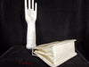 1950s/1960s Structured Purse in Cream Vinyl - bottom