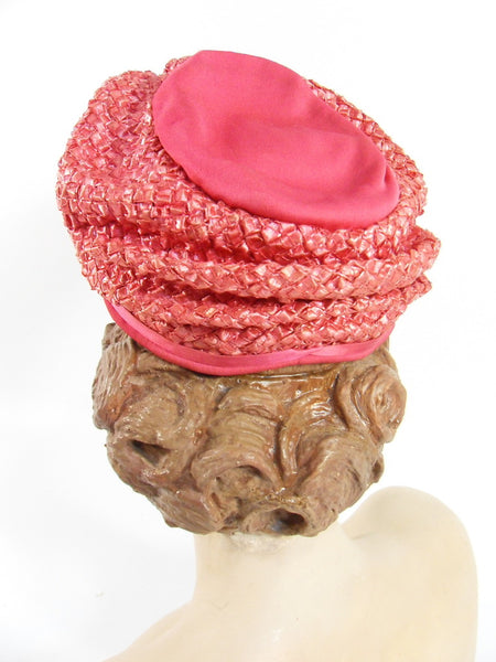VINTAGE CIRCA 1950\'S DOWA PINK CHIFFON WRAP TURBAN STYLE HAT Vintage 60s Fuchsia Pink Straw Turban Hat from Regenstein main image 2