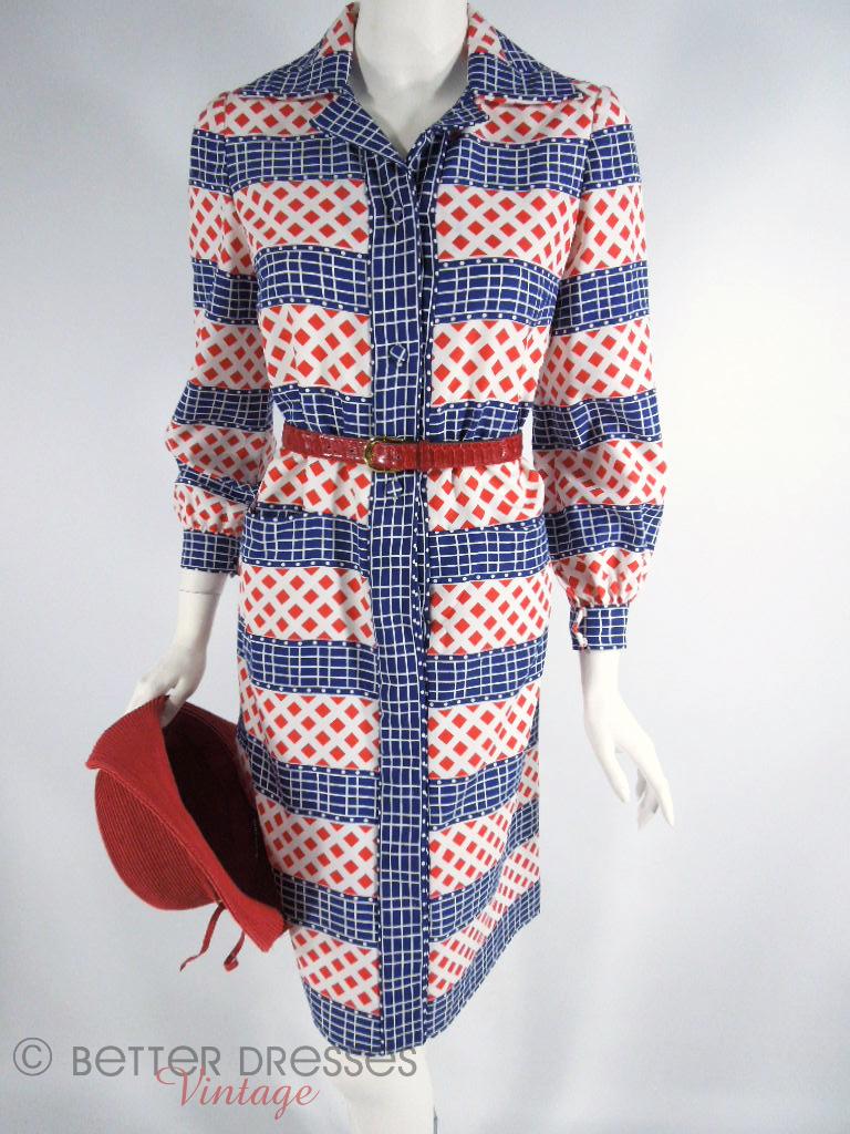 Robe à manches longues rouge, blanche et bleue des années 70