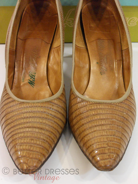 50s Alligator Pumps - interior