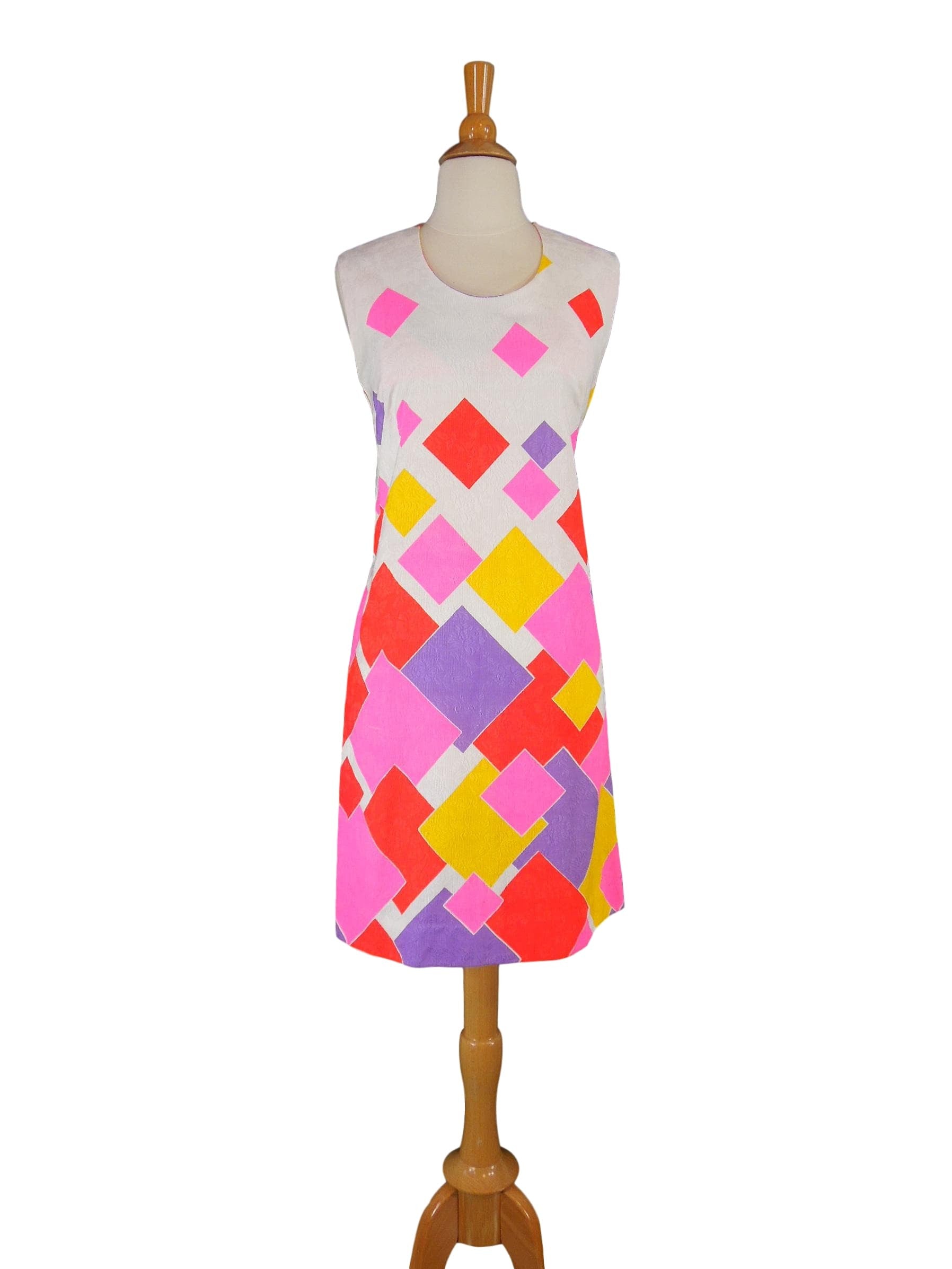 60s/70s Hawaiian Bright Shift Dress Better Dresses Vintage 60s/70s Hawaiian Bright Shift Dress Better Dresses Vintage