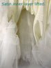 Robe de mariée complète perlée ivoire des années 60 par Mike Benet