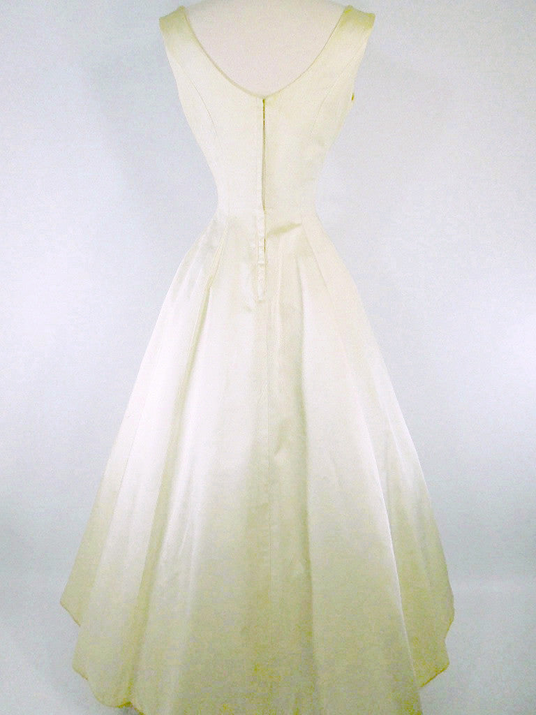 Vintage 50s Wedding Dress Gown Ivory Beaded Cupcake by Mike Benet Formals Better Dresses Vintage Vintage 50s Wedding Dress Gown Ivory Beaded Cupcake by Mike Benet Formals Better Dresses Vintage