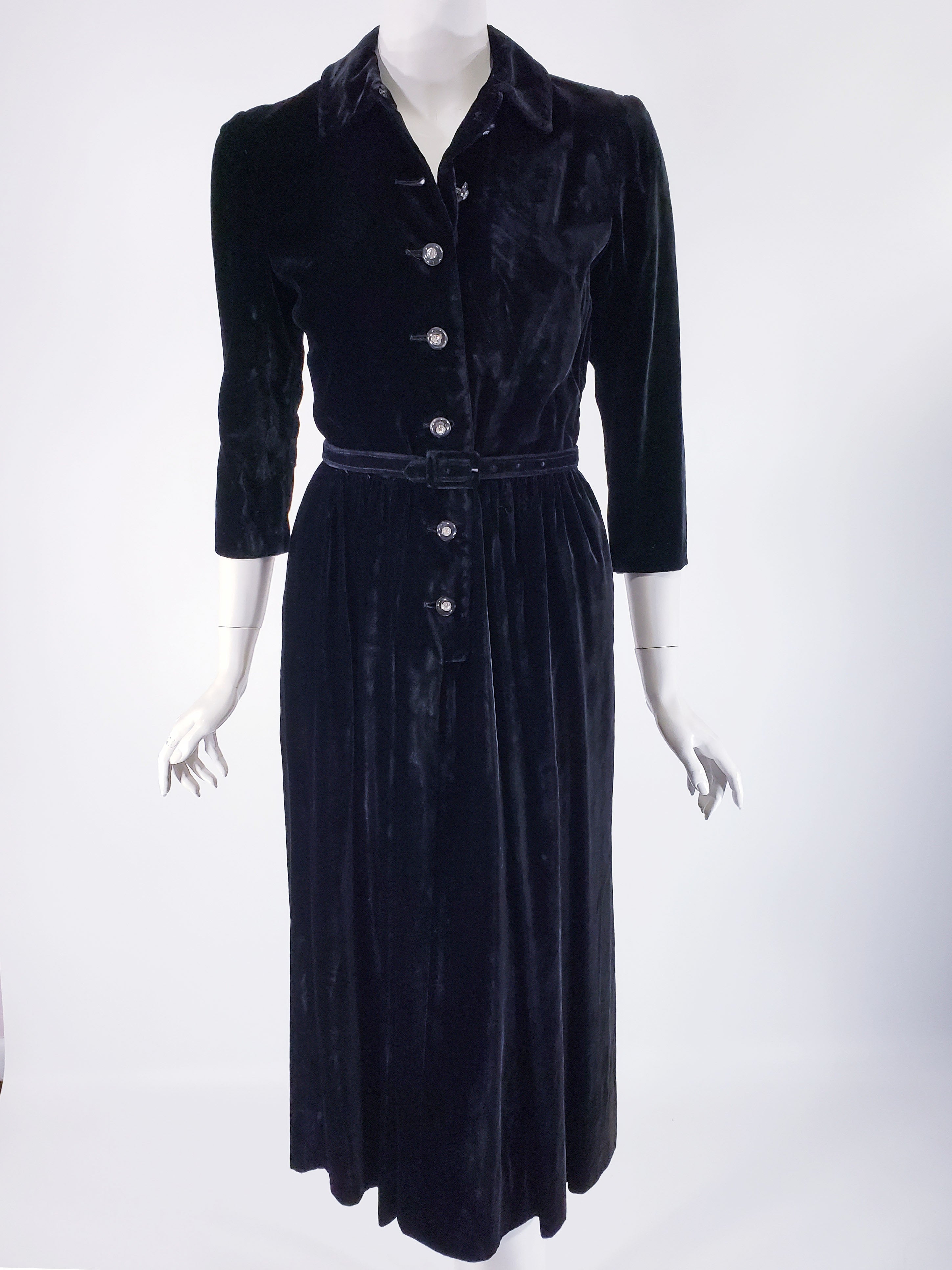 40s Black Velvet Shirtwaist Dress Better Dresses Vintage 40s Black Velvet Shirtwaist Dress Better Dresses Vintage