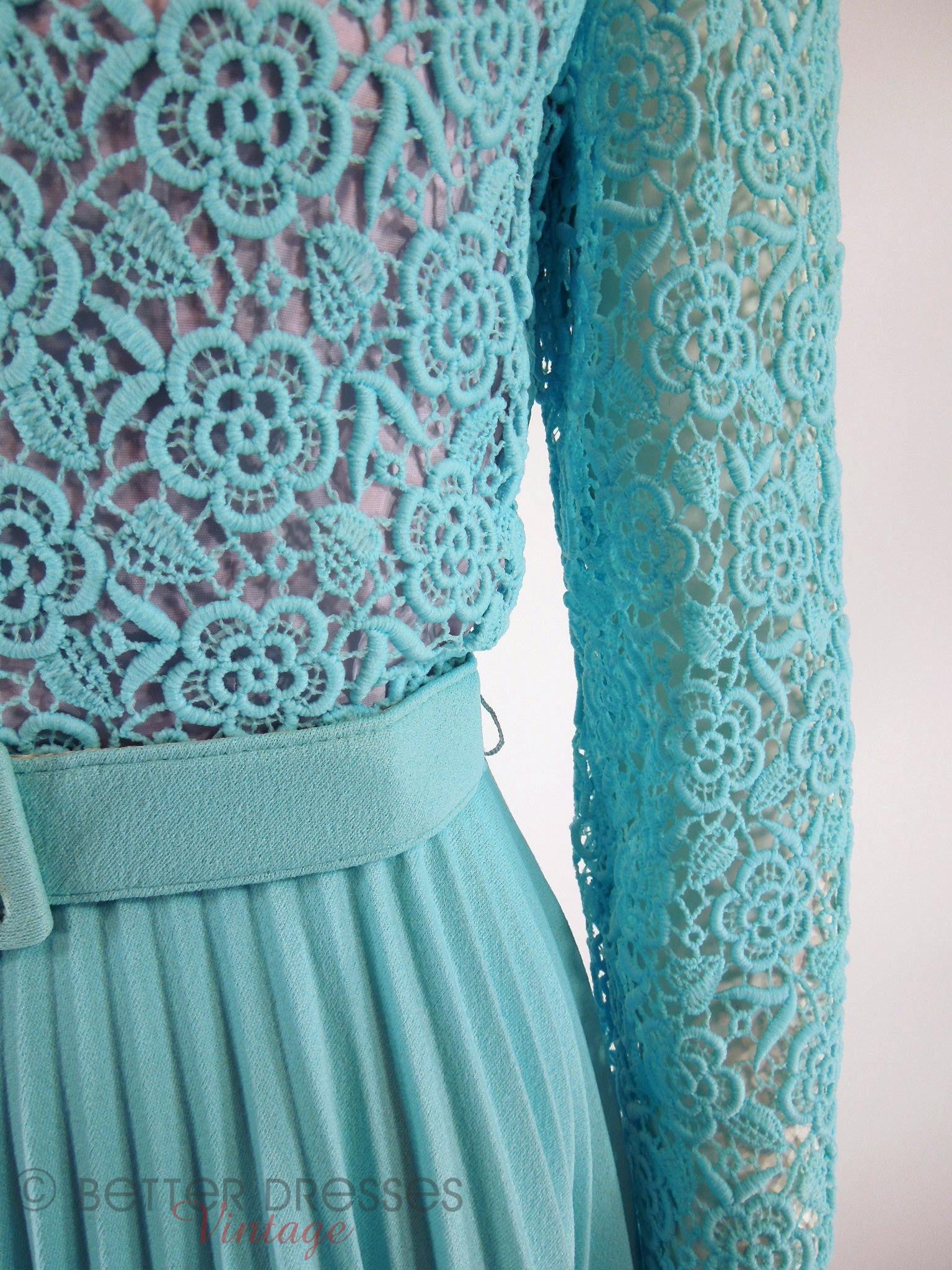 Vintage late 60s or early 70s Blue Lace Bodice Dress With Pleated Skirt - med Better Dresses Vintage Vintage late 60s or early 70s Blue Lace Bodice Dress With Pleated Skirt - med Better Dresses Vintage