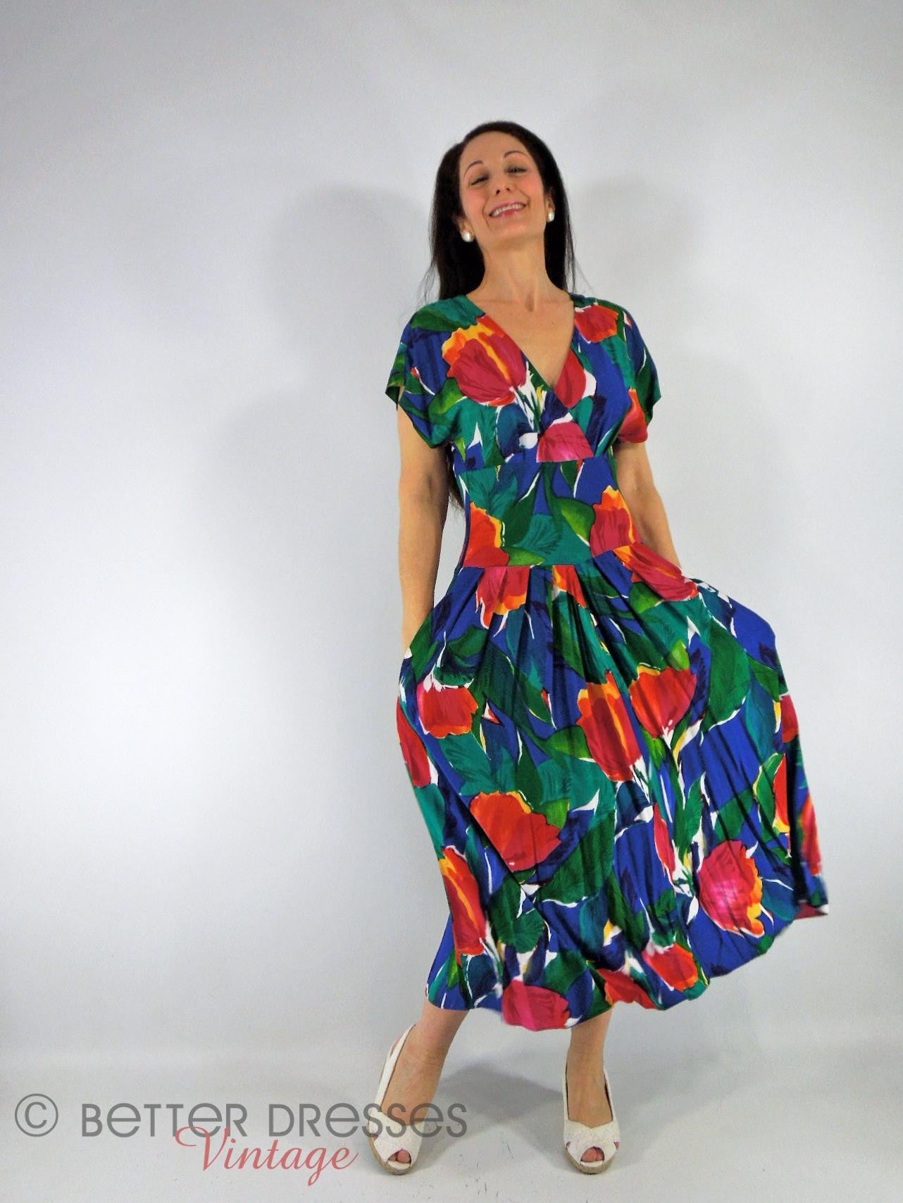 Vintage 1980s Rayon Day Dress in Bright Tulip Floral - sm, med Better Dresses Vintage Vintage 1980s Rayon Day Dress in Bright Tulip Floral - sm, med Better Dresses Vintage