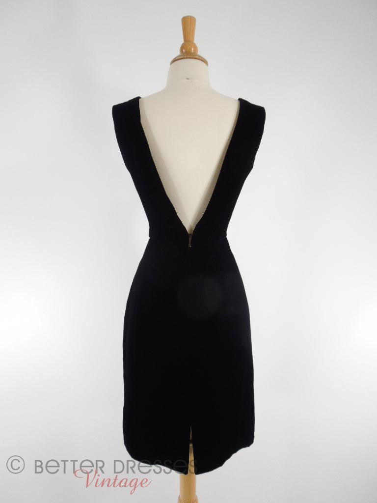 Vintage 1950s or 60s Low Back Black Velvet Sheath Cocktail Dress - sm Better Dresses Vintage Vintage 1950s or 60s Low Back Black Velvet Sheath Cocktail Dress - sm Better Dresses Vintage
