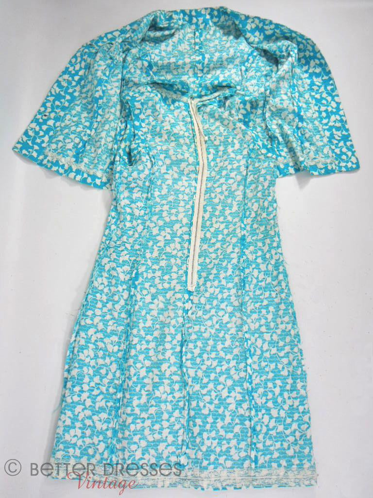 retro dress 70s Vtg 1960s or 70s Blue and White Shift Dress & Jacket Set Leaf Print
