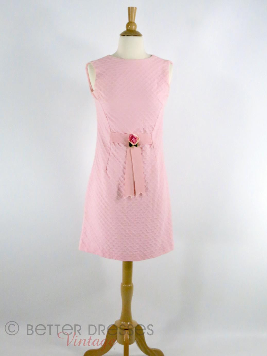 Vintage 1960s Shift Dress for Tweens or Petites in Textured Pink Cotton Better Dresses Vintage Vintage 1960s Shift Dress for Tweens or Petites in Textured Pink Cotton Better Dresses Vintage