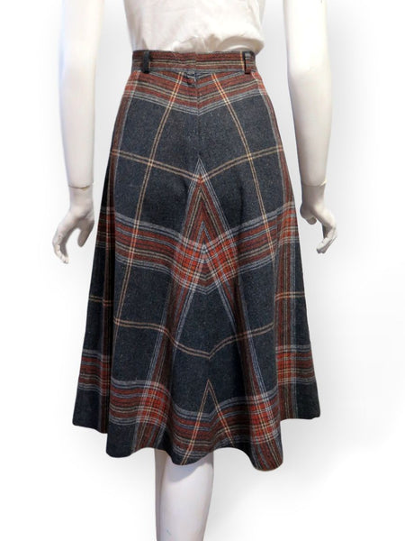 70s A-line plaid skirt back view
