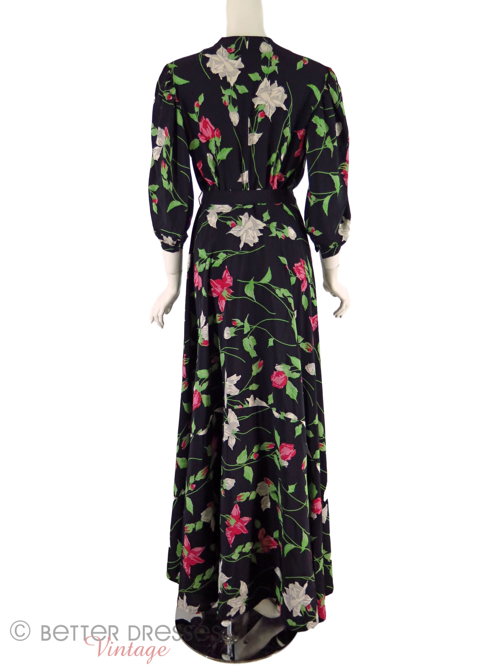 1940s Floral Print Dressing Gown  Female Hysteria Vintage